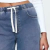 Baggy-Jeans i stickat med medelhög midja