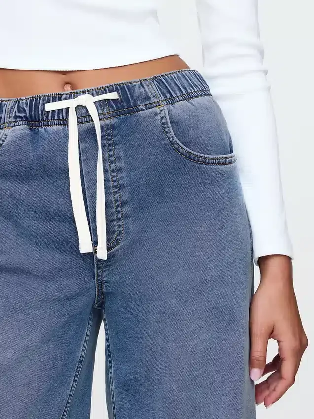 Baggy-Jeans i stickat med medelhög midja