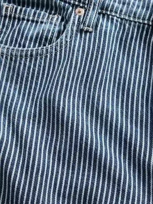 Baggy-jeans i ultramjuk denim med randmönster och medelhög midja