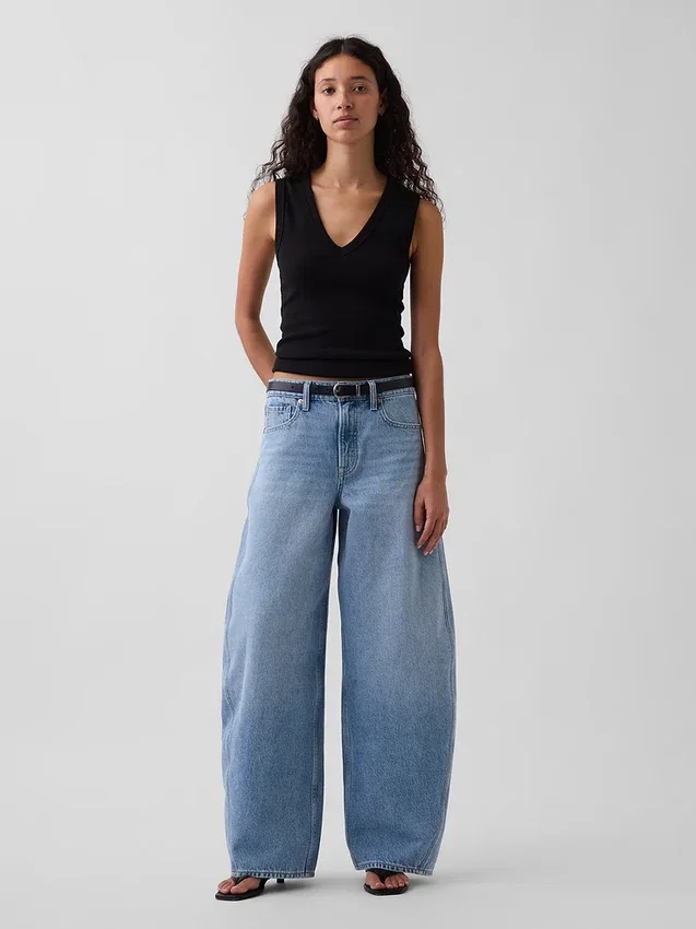 Baggy jeans med avsmalnande ben och medelhög midja