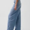 Baggy jeans med avsmalnande ben och medelhög midja