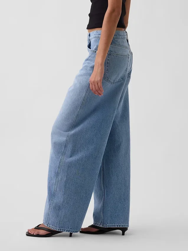 Baggy jeans med avsmalnande ben och medelhög midja