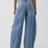 Baggy jeans med avsmalnande ben och medelhög midja