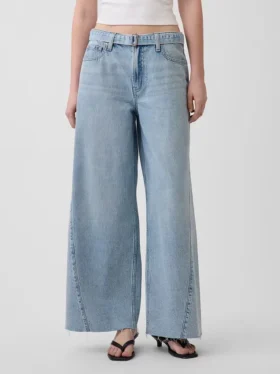 Baggy-jeans med medelhög midja och bälte