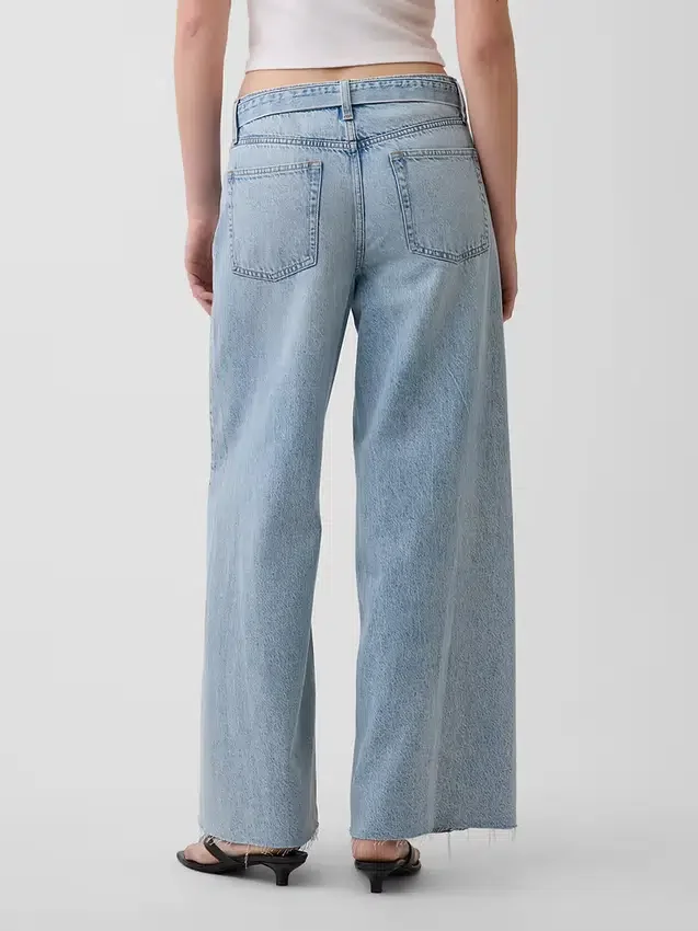 Baggy-jeans med medelhög midja och bälte