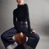 Baggy-jeans med medelhög midja och metalliska uppviktade benslut
