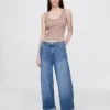 Baggy-jeans med medelhög midja och ultramjuka uppviktade benslut