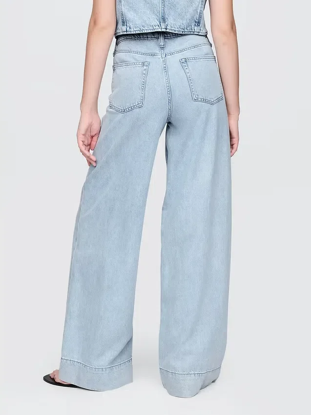 Baggybyxor i ultramjuk denim med medelhög midja
