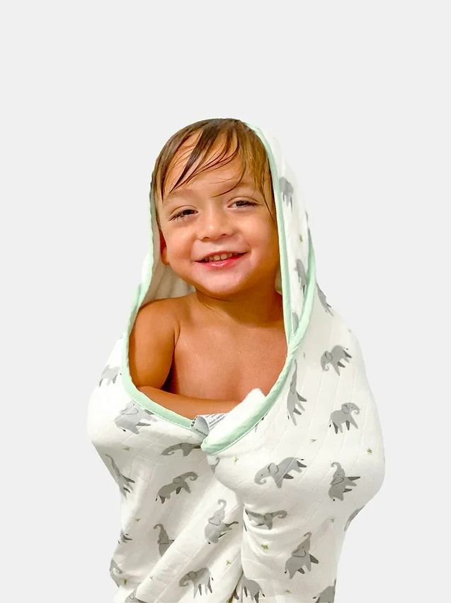 Bamboo Little Elephant handduksset med huva