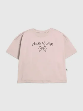 Barn-t-shirt med ”Class of 2026”-motiv och rosett