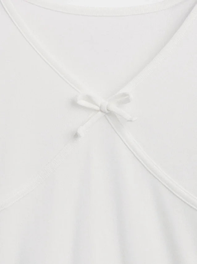 Barn-T-shirt med korsad rosett framtill