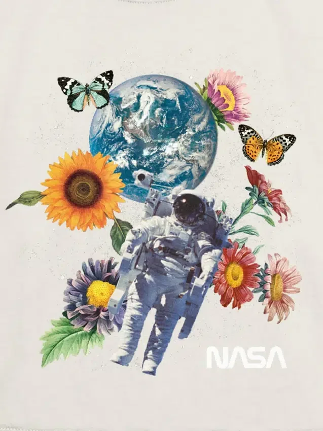 Barn-t-shirt med NASA-rymdmotiv och blommönster