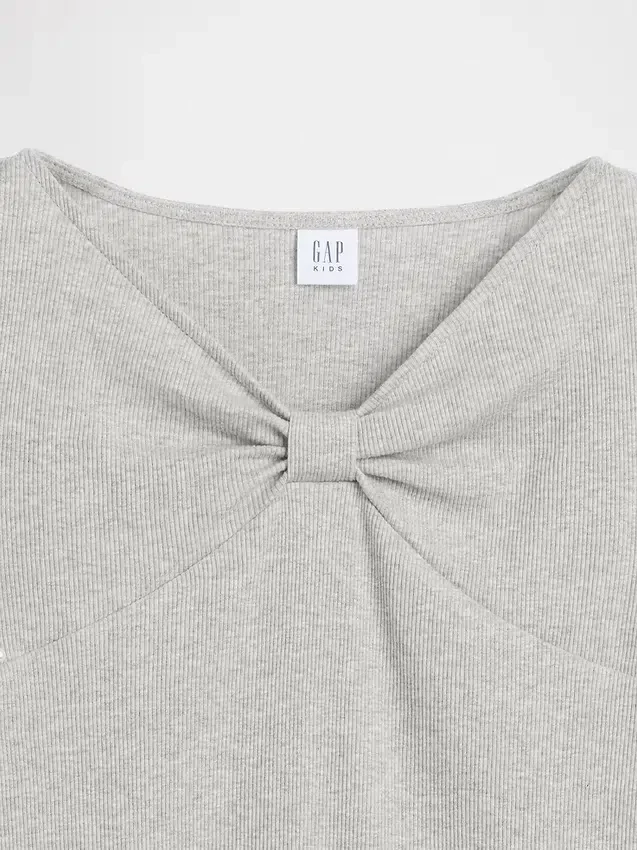 Barn-T-shirt med rosett vid halsen