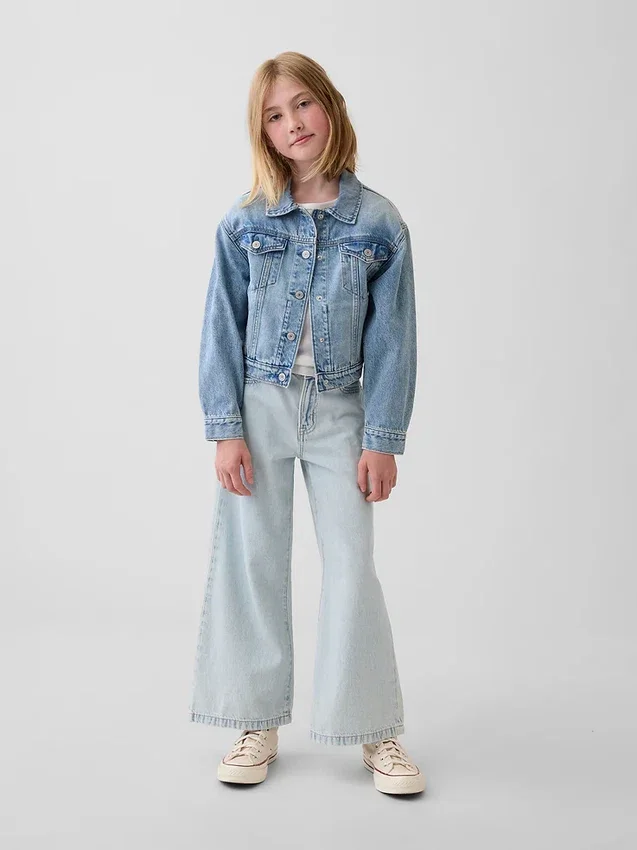 Barnjeans med hög midja, vid ben och ankellängd