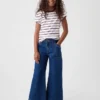 Barnjeans med hög midja, vid ben och ankellängd