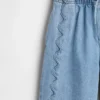 Barnjeans med hög midja, vid ben och ankellängd
