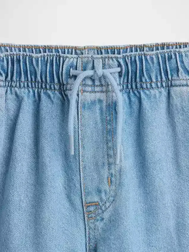Barnjeans med hög midja, vid ben och ankellängd