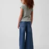 Barnjeans med låg midja, broderade och baggy