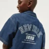Barnjeansskjorta i avslappnad passform med New York-logotyp