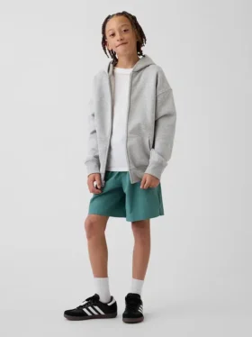 Barnshorts i avslappnad passform med snabbtorkande material