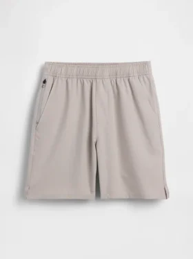 Barnshorts i avslappnad passform med snabbtorkande material