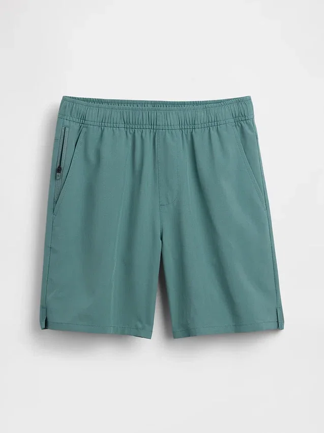 Barnshorts i avslappnad passform med snabbtorkande material