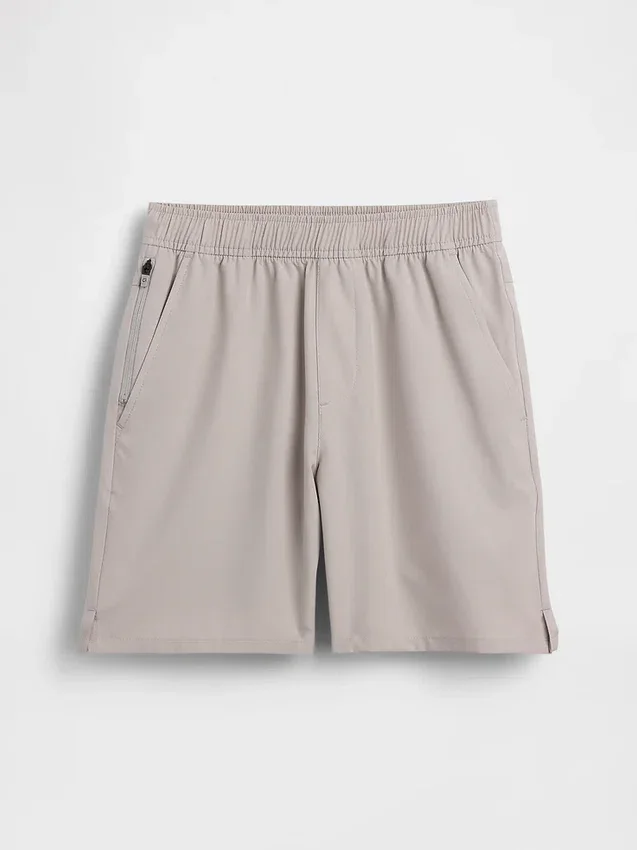 Barnshorts i avslappnad passform med snabbtorkande material