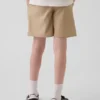 Barnshorts i avslappnad passform med snabbtorkande material