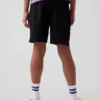 Barnshorts i avslappnad passform med snabbtorkande material