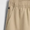 Barnshorts i avslappnad passform med snabbtorkande material
