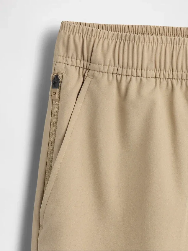 Barnshorts i avslappnad passform med snabbtorkande material