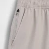 Barnshorts i avslappnad passform med snabbtorkande material