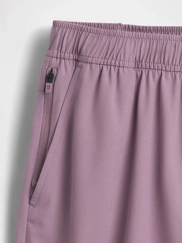 Barnshorts i avslappnad passform med snabbtorkande material