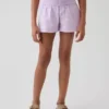 Barnshorts i bomullsgasväv med fjärilskant