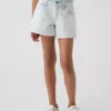 Barnshorts i låg midja med broderat citronmönster i denim