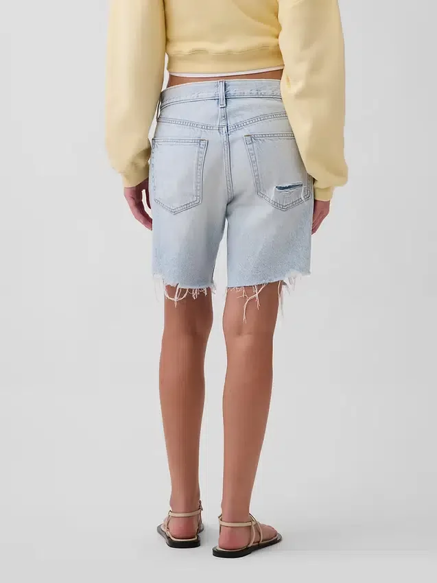 Bermudashorts i denim med medelhög midja och lös passform