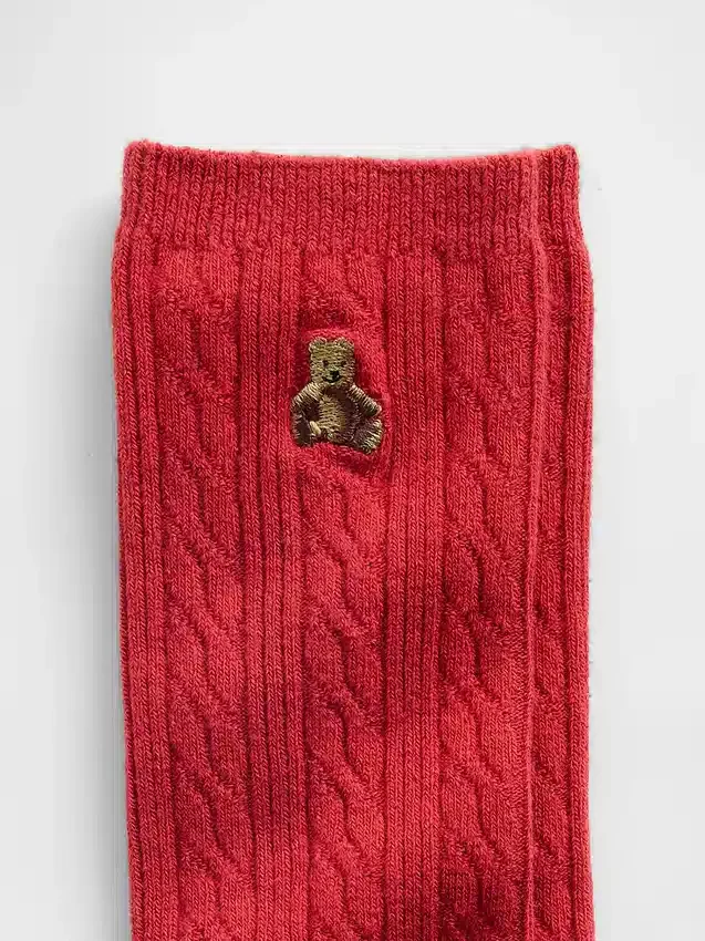 Brannan Bear-strumpor i kabelstickning