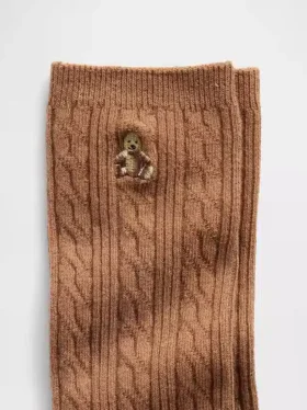 Brannan Bear-strumpor i kabelstickning