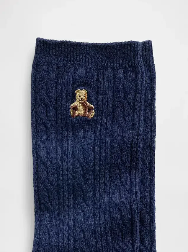 Brannan Bear-strumpor i kabelstickning