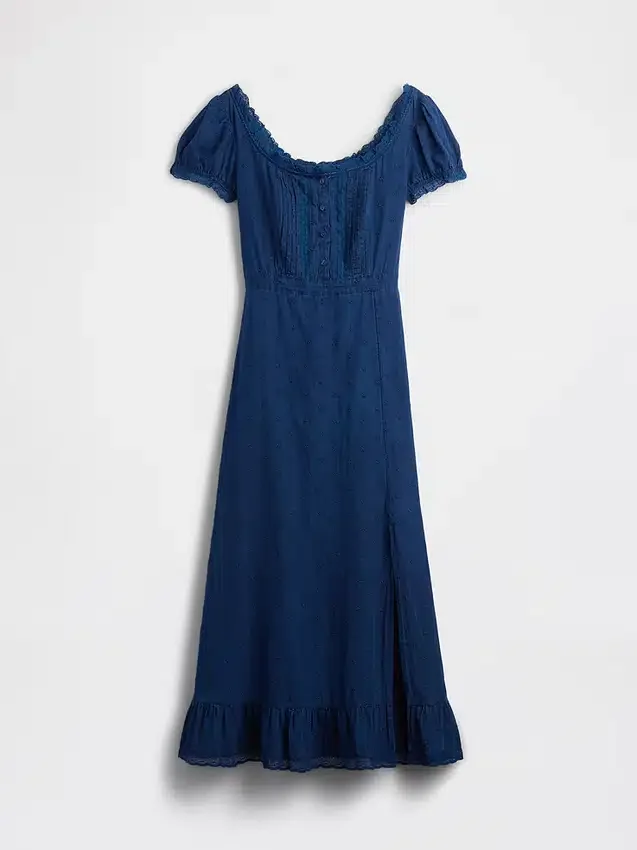Broderad maxiklänning med puffärmar