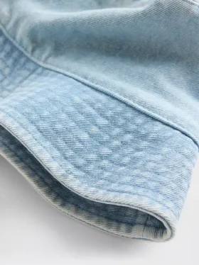 Buckethat i denim