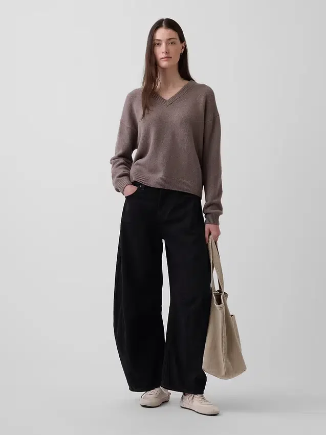 CashSoft Oversized tröja med V-ringning