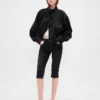 Croppade caprijeans med hög midja