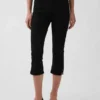 Croppade caprijeans med hög midja