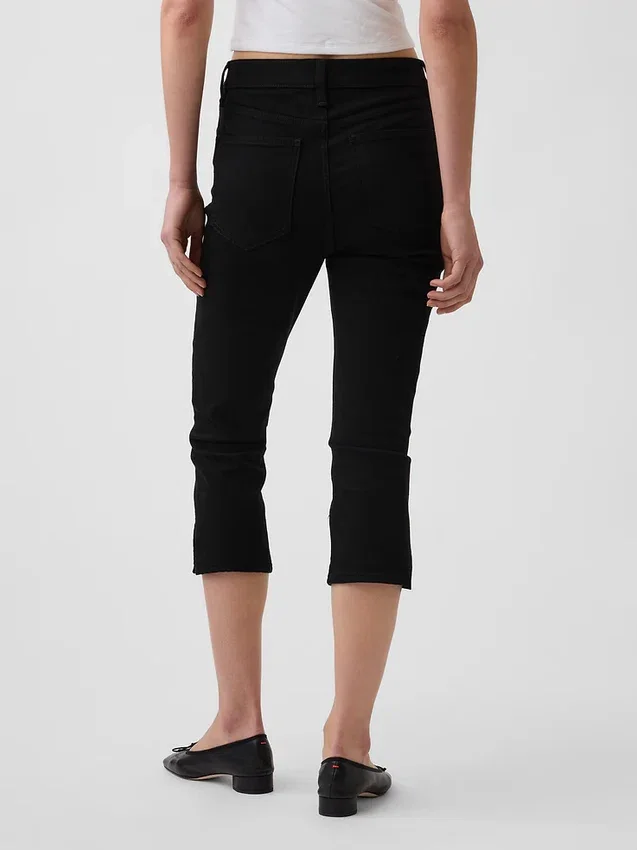 Croppade caprijeans med hög midja