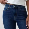 Curvy högmidjade 90-talsinspirerade smala raka Jeans