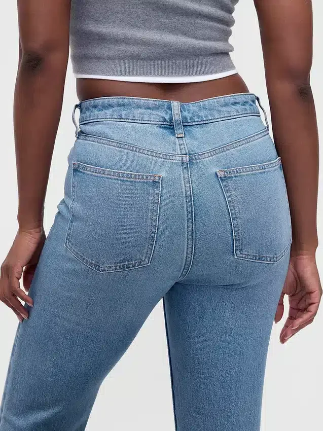 Curvy högmidjade 90-talsinspirerade smala raka Jeans