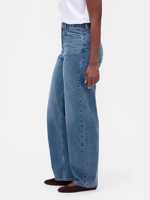 Curvy High Rise Barrel Jeans