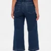 Curvy-jeans med hög midja, vid ben och ankellängd