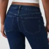 Curvy Low Rise '90S Slim Straight Jeans